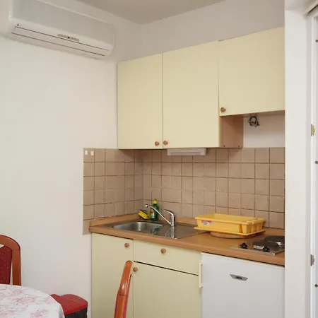 Apartments By The Sea Podgora, Makarska - 6725 Apartment Podgora