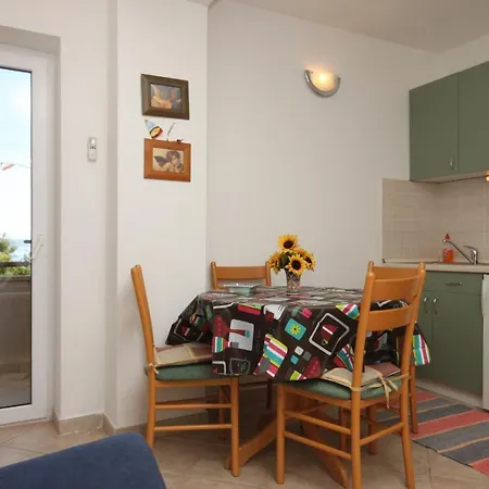 Apartments By The Sea Podgora, Makarska - 6725 Apartment