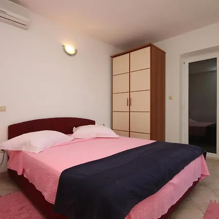 Apartments By The Sea Podgora, Makarska - 6725 Podgora